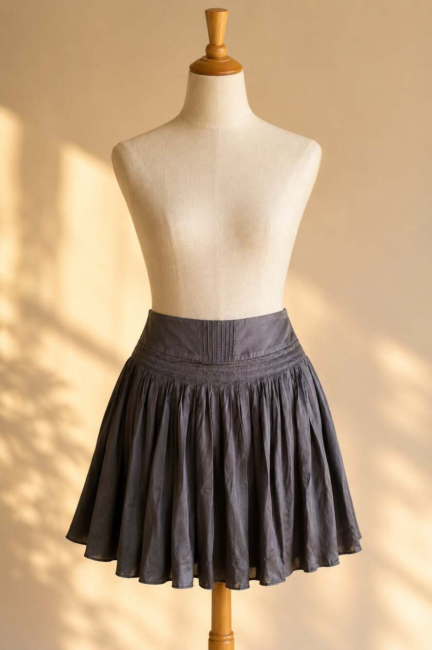 Heart Moon Star Silk Pleated Mini Skirt Gray Size 8 Balletcore Y2K